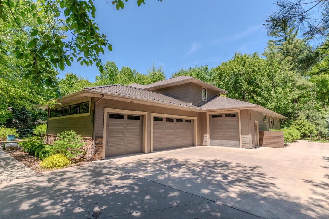 Casa a Midland, Michigan, Stati Uniti 4 - 17409252