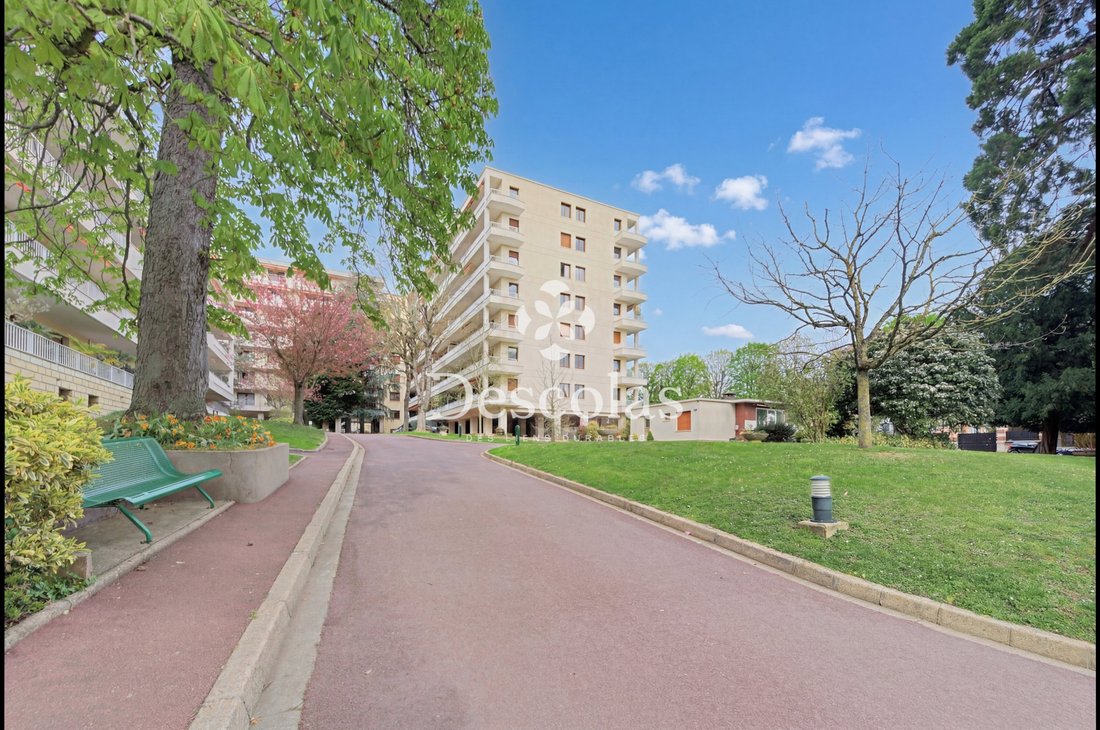 Apartamento en Forêt, Saint-Germain-en-Laye, Francia 1 - 18742041