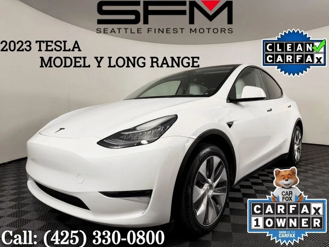 Suv in Lynnwood, WA, United States 1 - 18745436