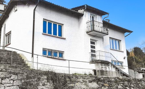 House in Brissago, Ticino, Switzerland 1