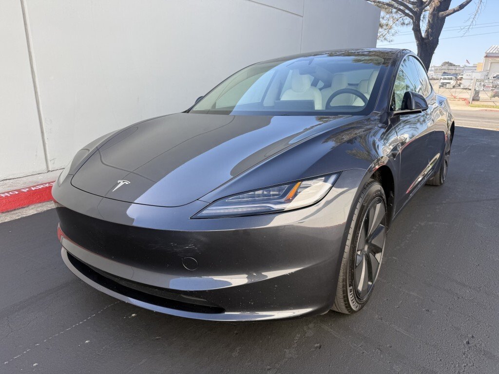 Tesla Model 3 in San Diego, CA, United States 1 - 18740722