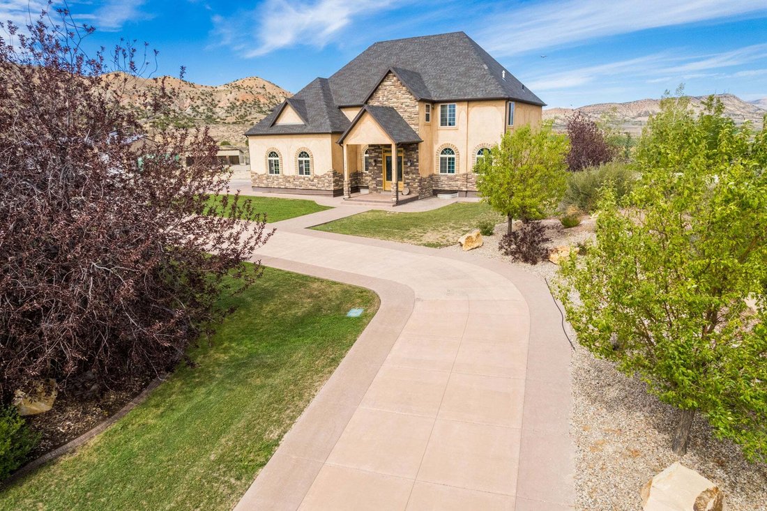 Casa a Vernal, Utah, Stati Uniti 2 - 18740354