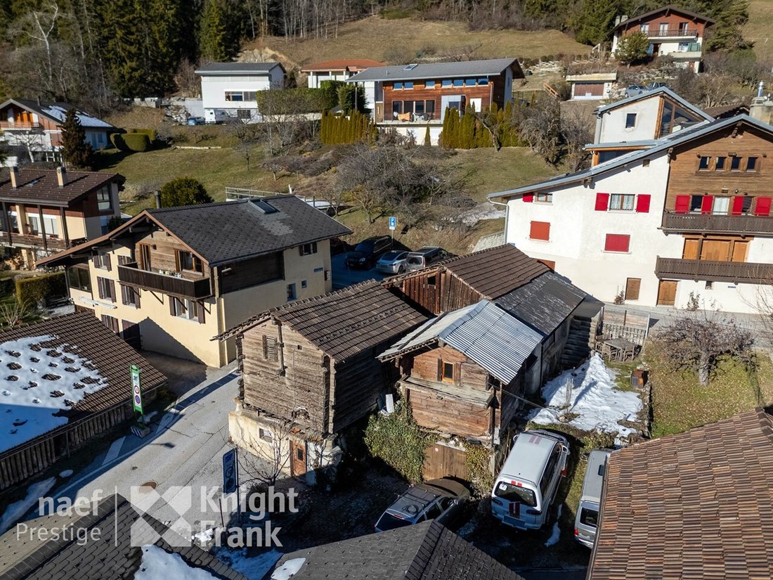 Chalet in Crans-Montana, Valais, Switzerland 4 - 18740558