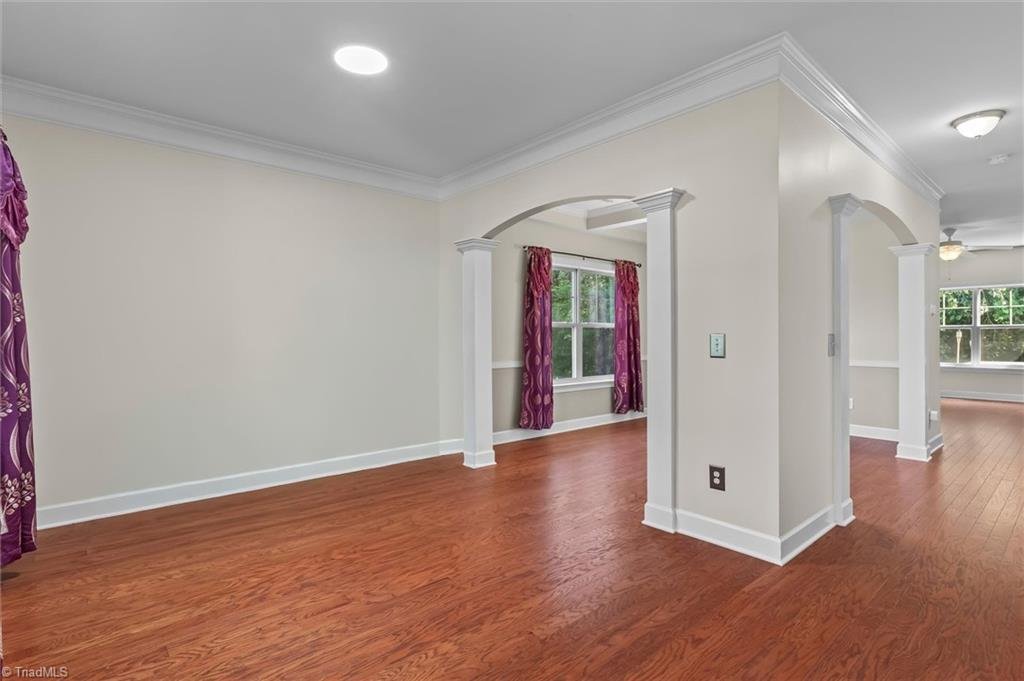 Casa a Forest Oaks, Carolina del Nord, Stati Uniti 3 - 18742994