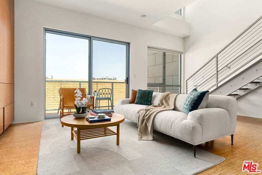 Appartement à Los Angeles, Californie, États-Unis 3 - 18742944