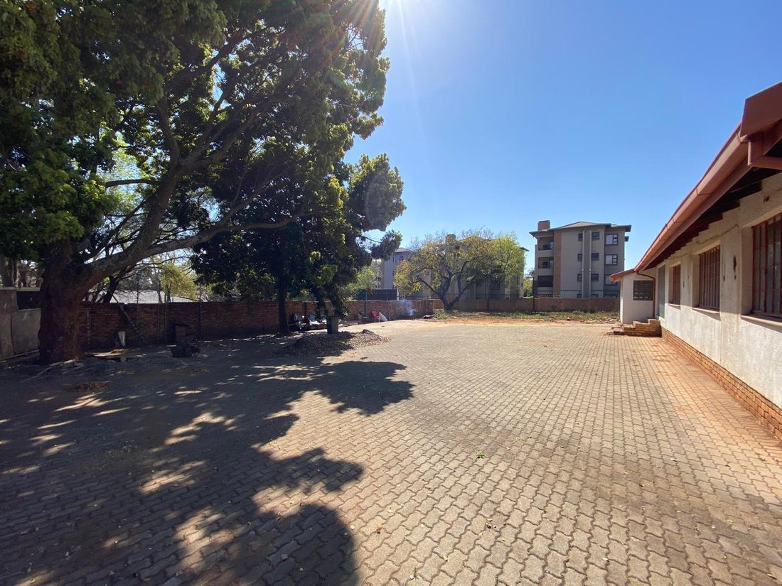 Terreno a Nieuw Muckleneuk, Gauteng, Sudafrica 5 - 18742138