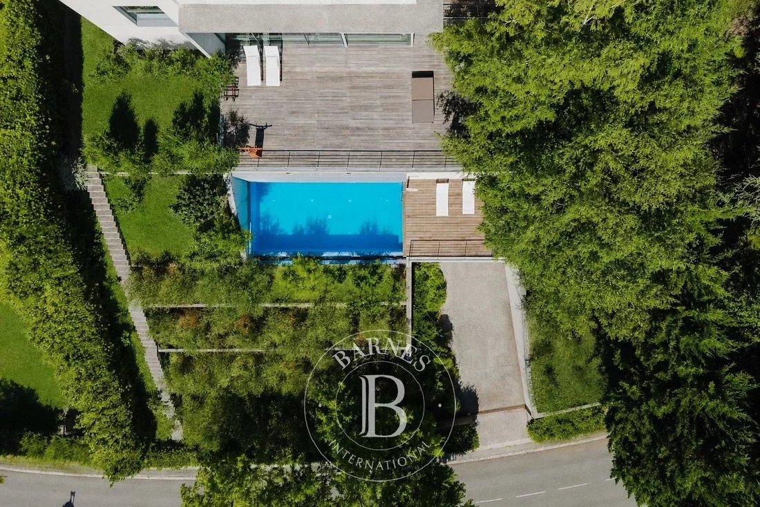 Villa in Gorraiz, Valle de Egues / Eguesibar, Spain 3 - 15423941