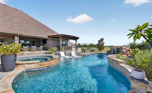 House in Talty, Texas, United States 1