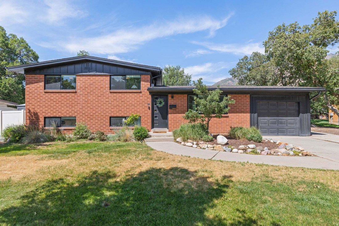 Casa a Cottonwood Heights, Utah, Stati Uniti 1 - 18743090