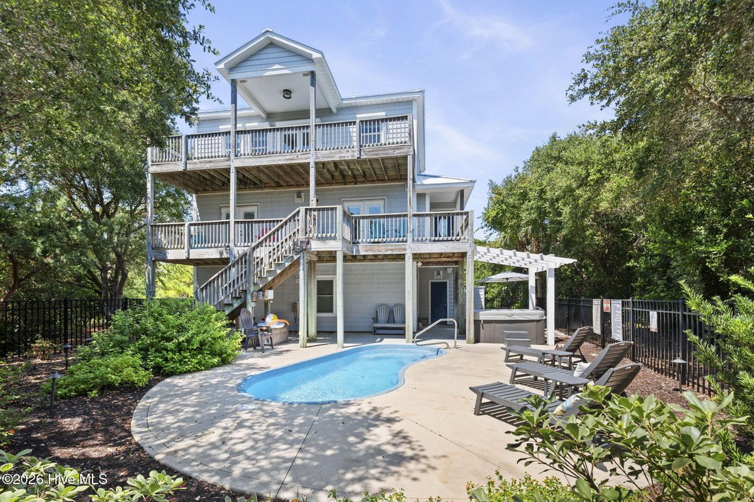 House in Emerald Isle, North Carolina, United States 4 - 18744028