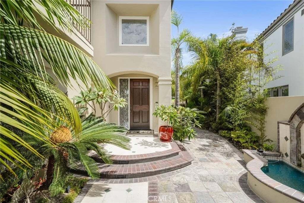 House in Huntington Beach, California, United States 5 - 18744208