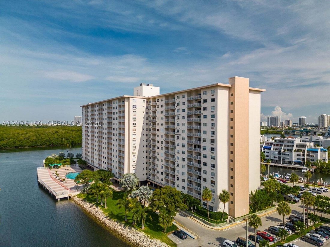 Appartement à Golden Beach, Floride, États-Unis 1 - 18744643