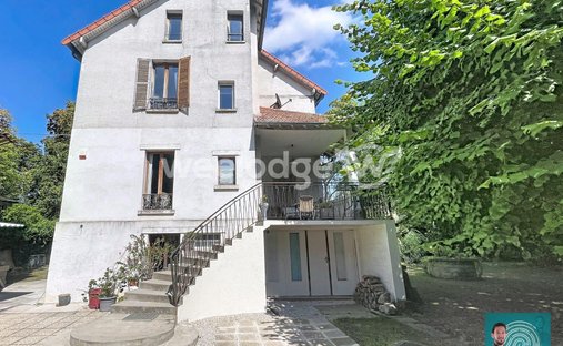 Casa a Jouy-le-Moutier, Isola di Francia, Francia 1