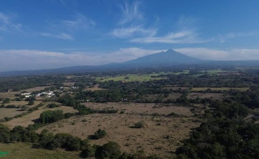 Terreno en El Chanal, Colima, México 1