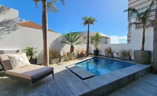 Apartment in City Centre, City Bowl, Cape Town 1