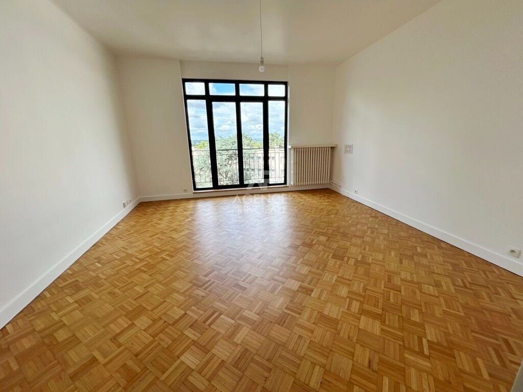 Apartamento en Dominio Nacional del Castillo, Versalles, Francia 1 - 18741786