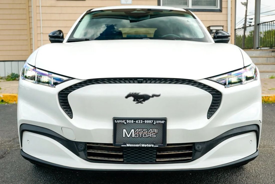 Suv in Atlantic Highlands, NJ, United States 2 - 18745792