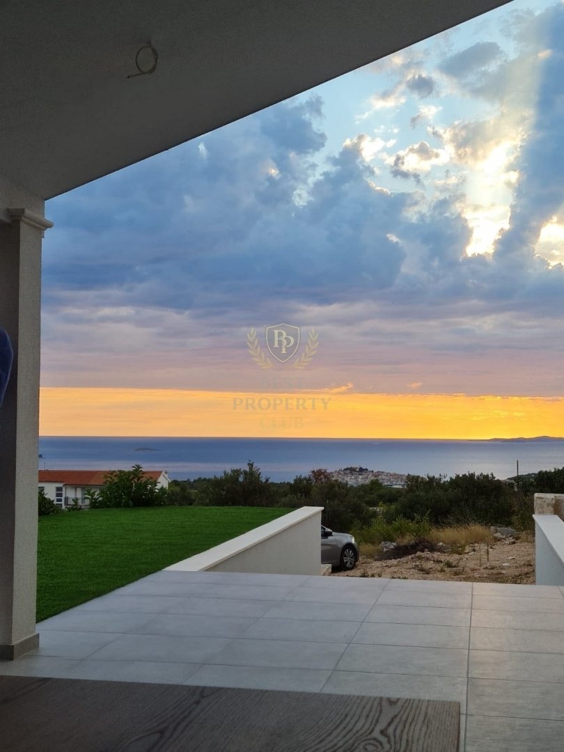 Villa en Primošten, Condado de Šibenik-Knin, Croacia 5 - 18745067