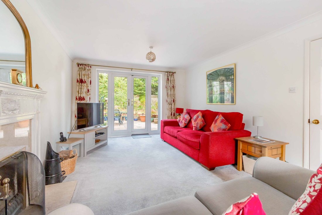 Haus in Ridgewood, Uckfield, England 4 - 18744985