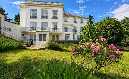 Villa in Centre et Nord Ouest, Saint-Didier-au-Mont-d'Or, Frankreich 1