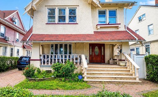 House in New York, New York, United States 1