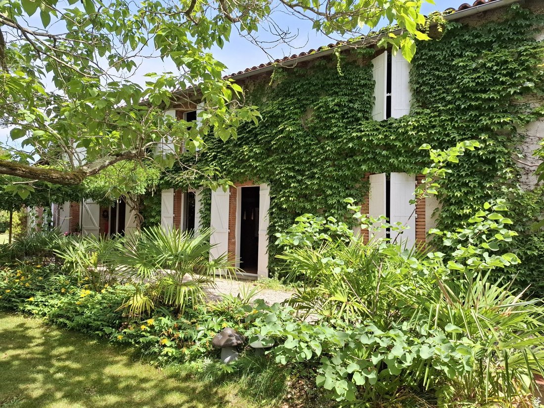 House in Carbonne, Occitania, France 4 - 17651577