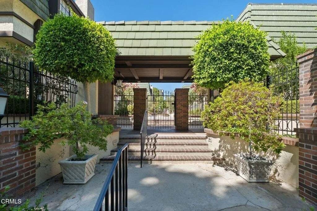 Condominio a Altadena, California, Stati Uniti 1 - 18744212