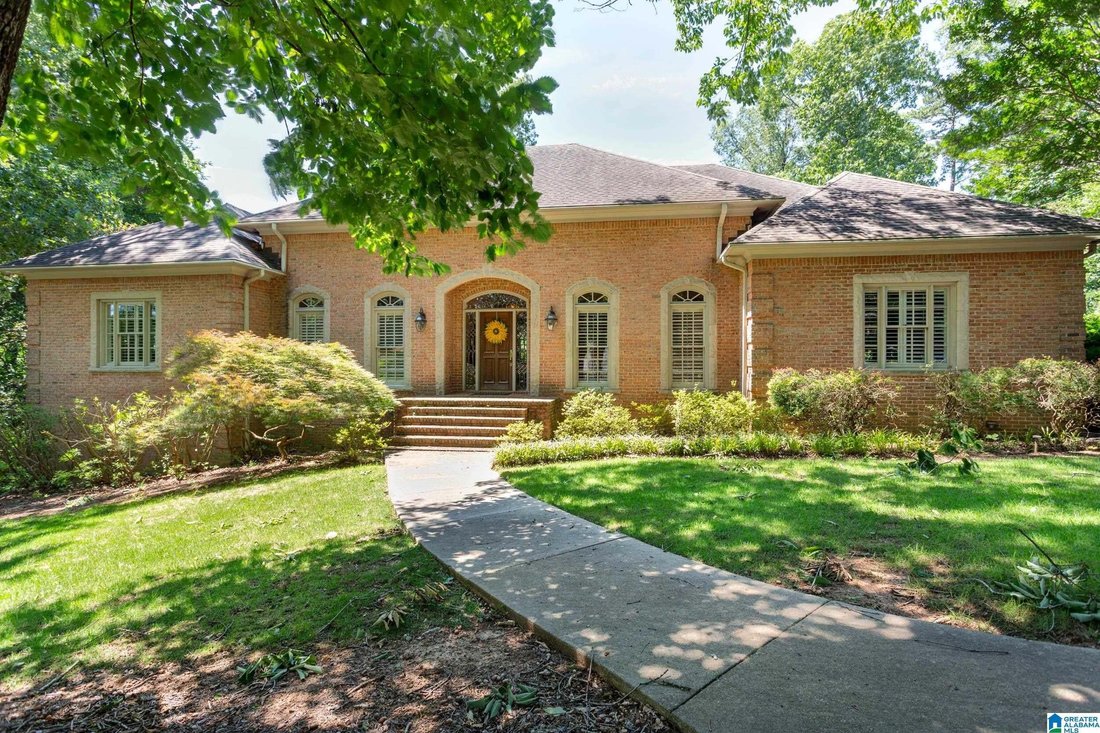 House in Mountain Brook, Alabama, United States 1 - 18743438