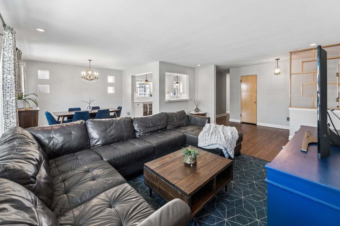 House in Chicago, Illinois, United States 3 - 18741133