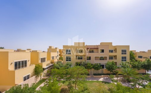 Maison de ville en Ville de Khalifa, Émirat d'Abou Dabi, Émirats arabes unis 1