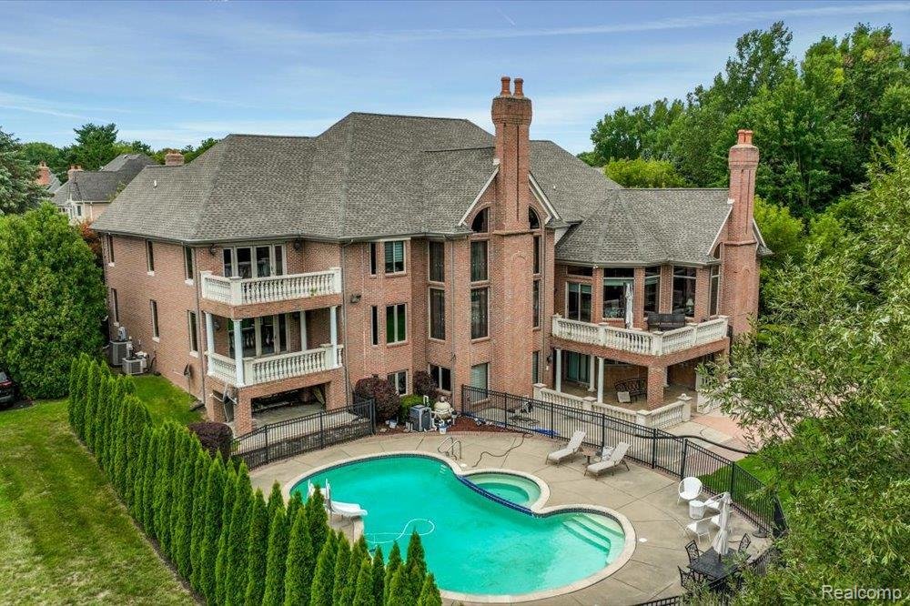 Casa en Rochester Hills, Míchigan, Estados Unidos 3 - 18743070