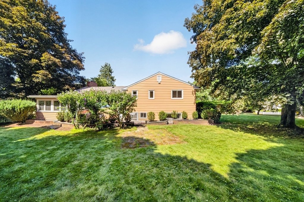 House in Lexington, Massachusetts, United States 2 - 18743904