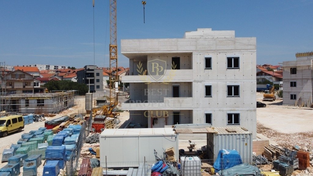 Apartment in Mjesni odbor Crvene kuce, Zadar, Zadar County 4 - 18744877