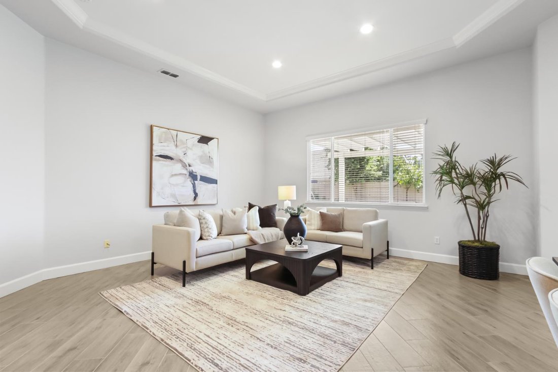 House in Sacramento, California, United States 3 - 18743851