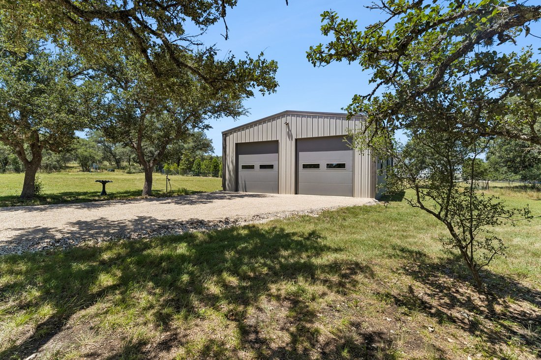 House in Boerne, Texas, United States 2 - 18746036