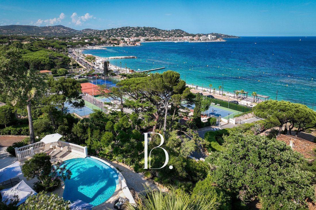 Villa in Nartelle-Noyer-Bellevue-bd des Sardinaux, Sainte-Maxime, France 4 - 18186952