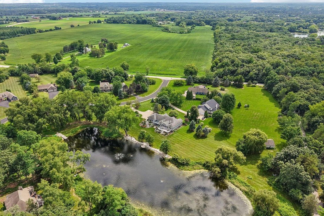 Casa a Okauchee Lake, Wisconsin, Stati Uniti 5 - 18746411