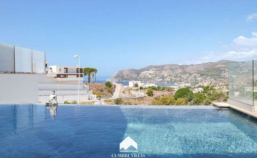 Villa in La Herradura, Almunecar, Spain 1