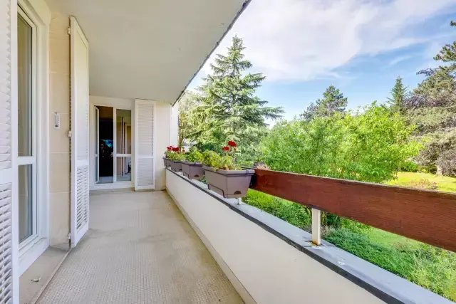 Apartment in Le Village, Louveciennes, France 4 - 18745149