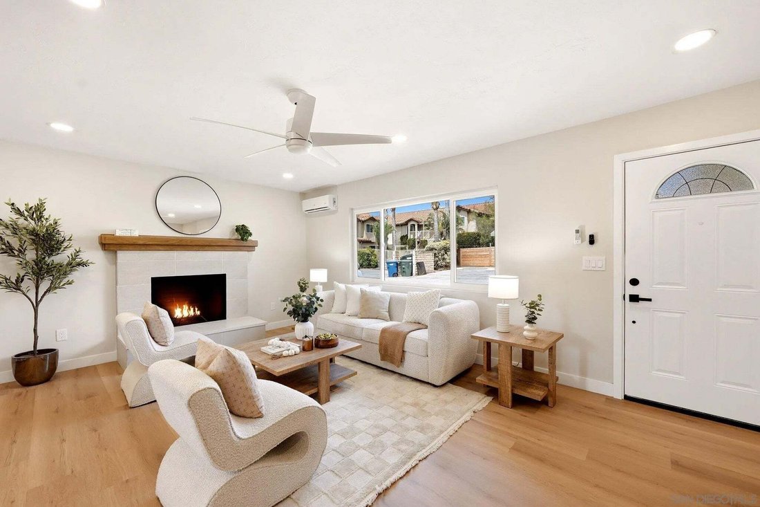 Spring Valley, California, United States 4 - 18744150