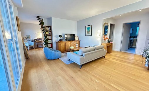 Appartement à Napoléon, Maisons-Laffitte, France 1