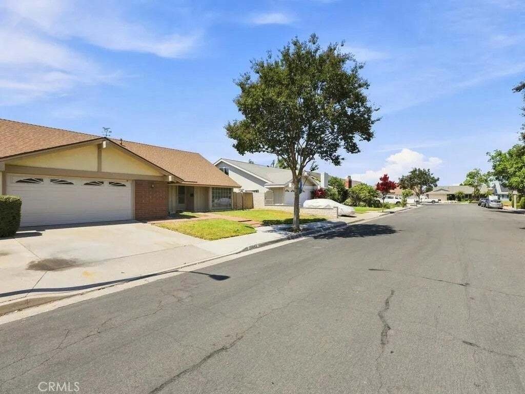Casa a Cypress, California, Stati Uniti 2 - 18705852
