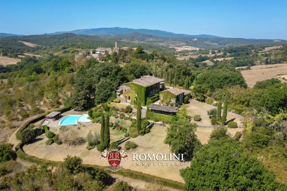 Maison à Chiusdino, Toscane, Italie 1 - 18742068