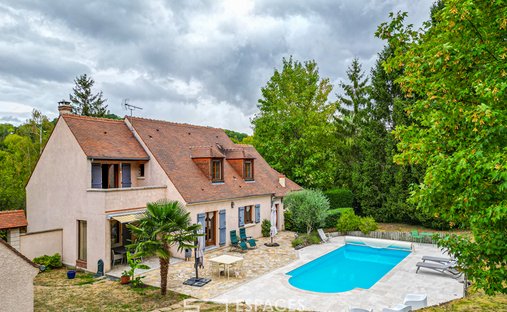 Villa en Vetheuil, Isla de Francia, Francia 1