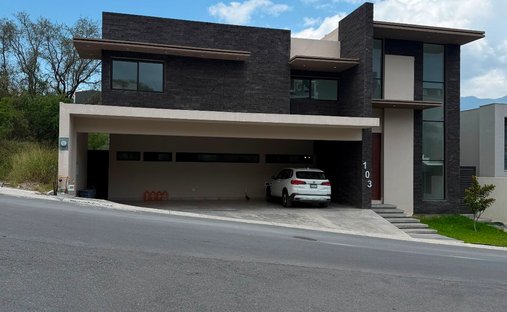 House in Monterrey, Nuevo Leon, Mexico 1