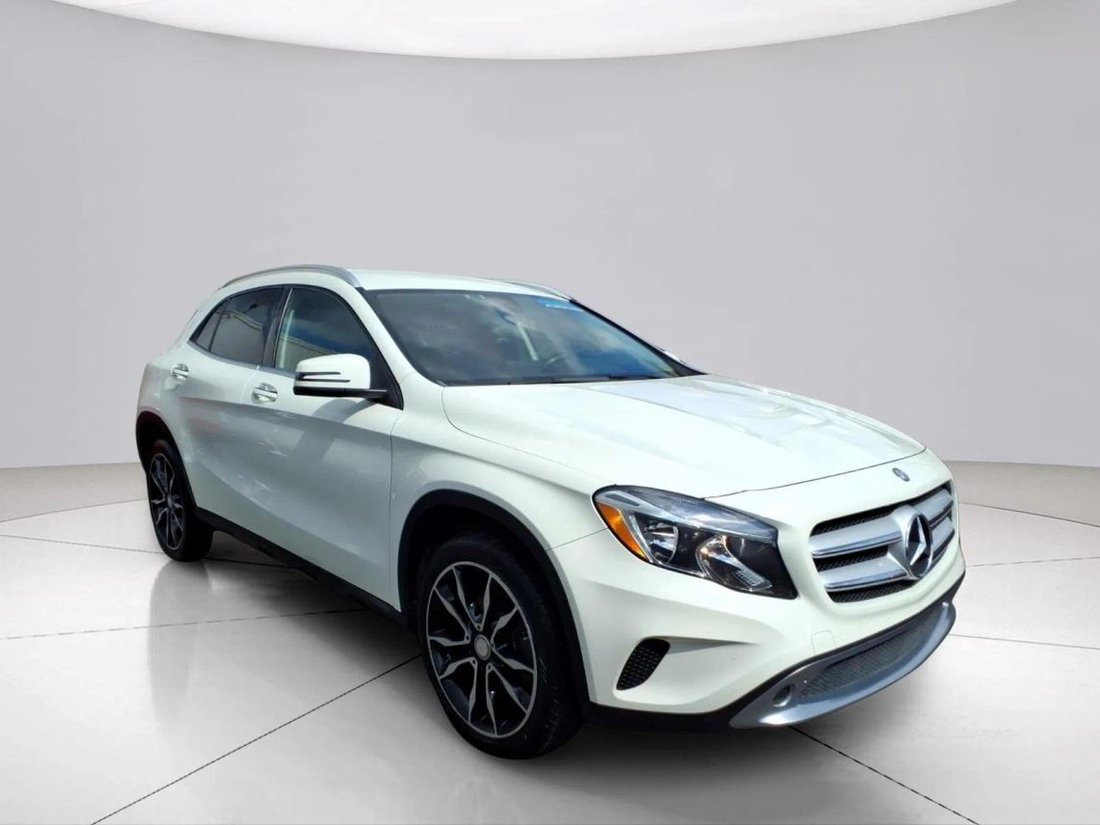 Suv in Philadelphia, PA, United States 1 - 18745579