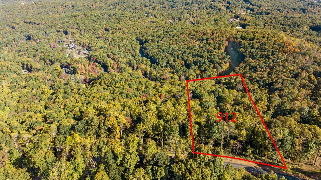 Land in Asheville, North Carolina, United States 4 - 18256598