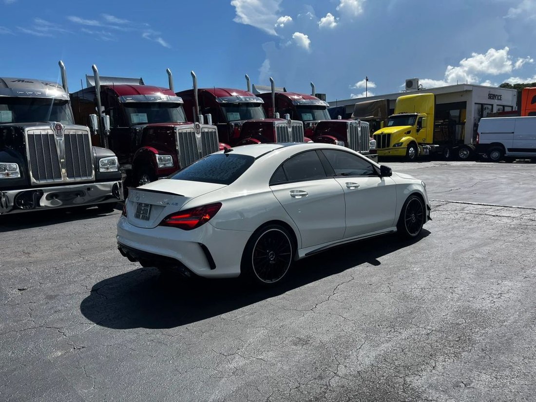 Coupe in Miami, FL, United States 5 - 18745663