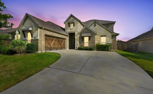 House in Midlothian, Texas, United States 1