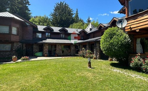 House in San Carlos de Bariloche, Río Negro, Argentina 1